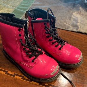 toddler size 10 pink patent dr martens